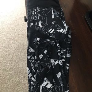 7/8 gently worn mid rise Zella leggings